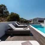 Luxury Hills Villa