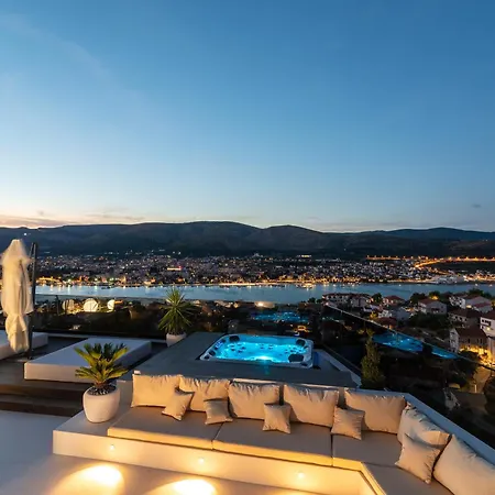 Luxury Hills * 트로기르