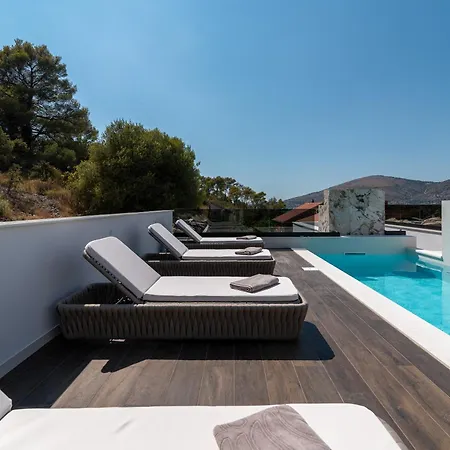 Luxury Hills ヴィラ